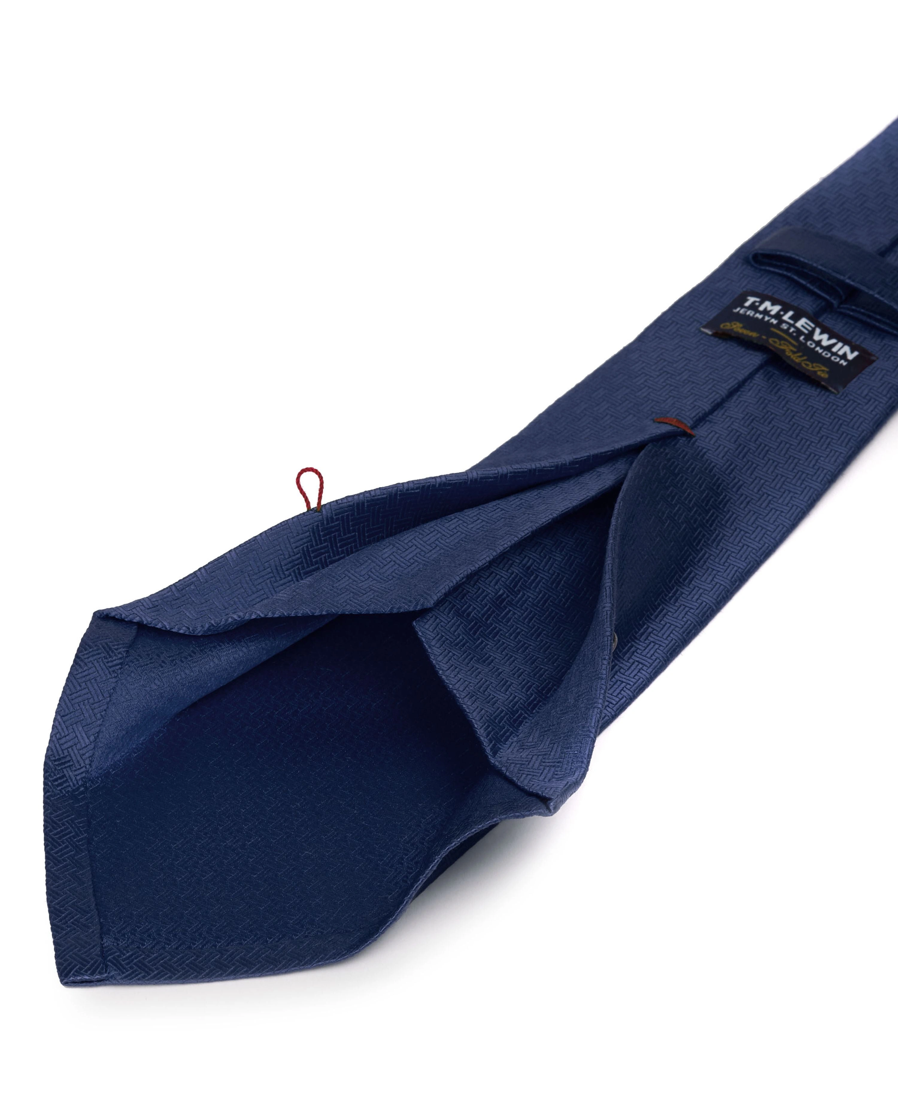 Klassische Marine Seidenkrawatte Breit 7-fach gefaltet Eleganz für den Mann stilvoll edel zeitlos.